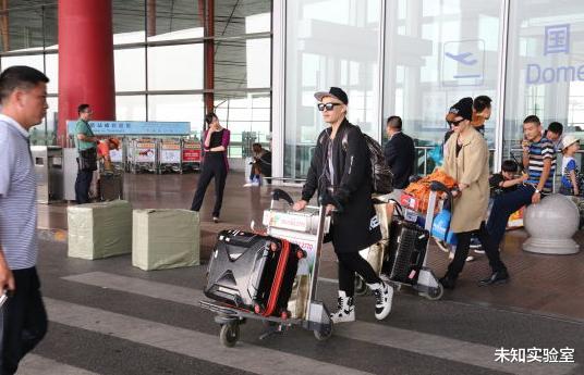 未知实验室 海外返乡不劝返，为何石家庄返乡人员被劝返？石家庄还能返回吗？