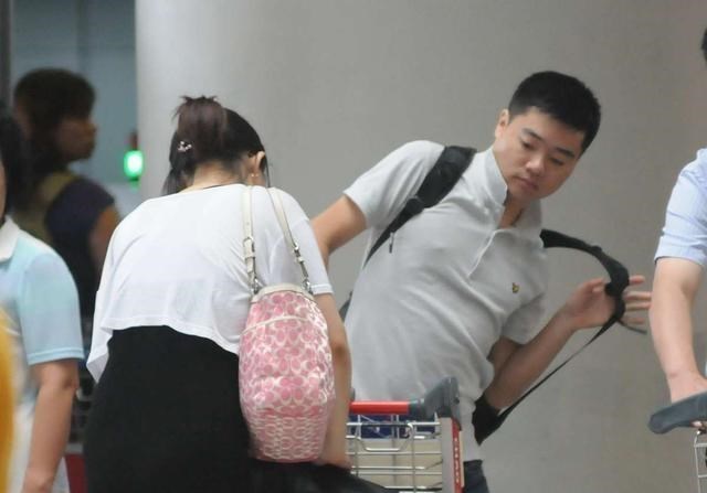 丁俊晖■丁俊晖能否登顶世锦赛？可能性有多大？这三点表明真相：下辈子吧