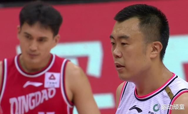 郭士强@韩德君谈郭士强下课,球内有1大变化 球迷:郭士强下课是正确的