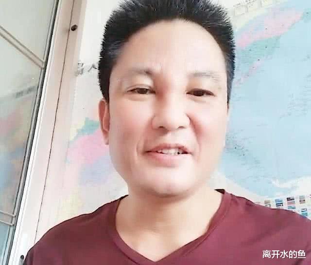 张杰：张杰遭知名作家炮轰：你凭什么开2000万的劳斯莱斯，还挂8888车牌？