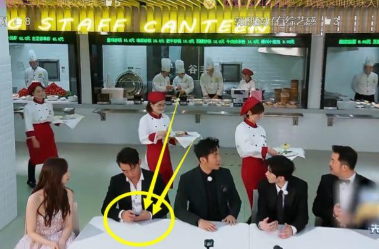 『奔跑吧兄弟』跑男“最大牌”艺人，录制节目公然玩手机，导演看了不敢吭声！