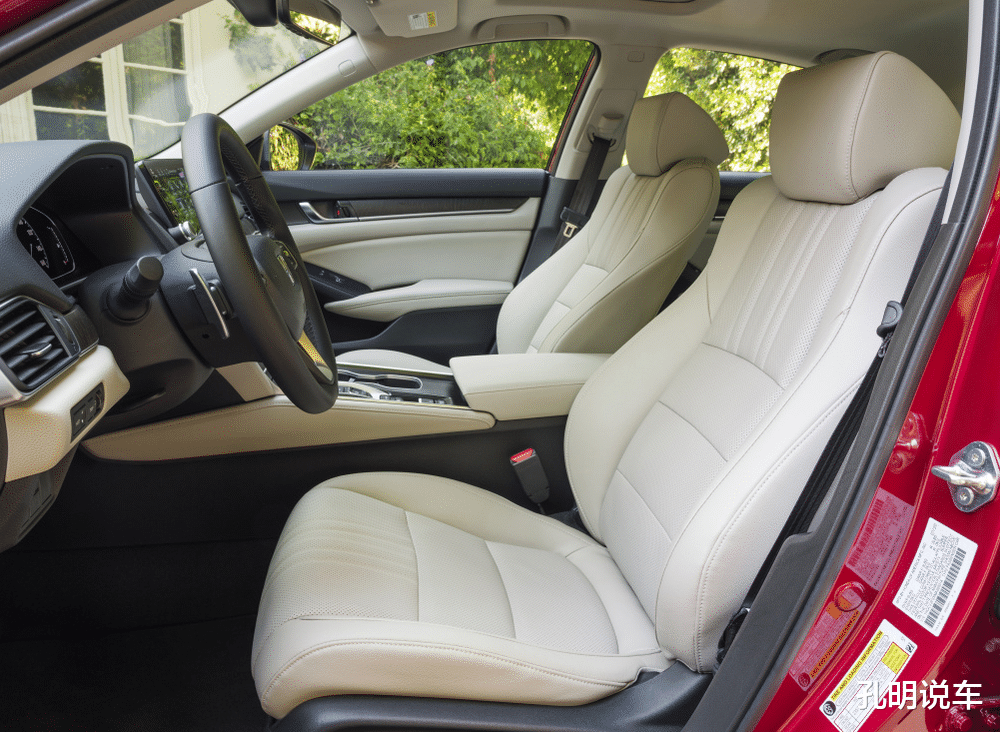 本田雅阁|新雅阁亮相，跟风“大嘴格栅”！2.0T可踩出252马力