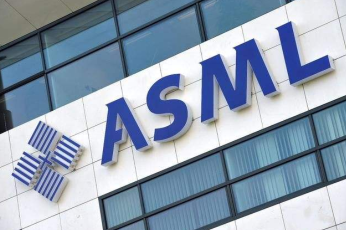 『光刻机』上海微电子2007年成功量产90nm光刻机，13年后的今天，依旧是90nm