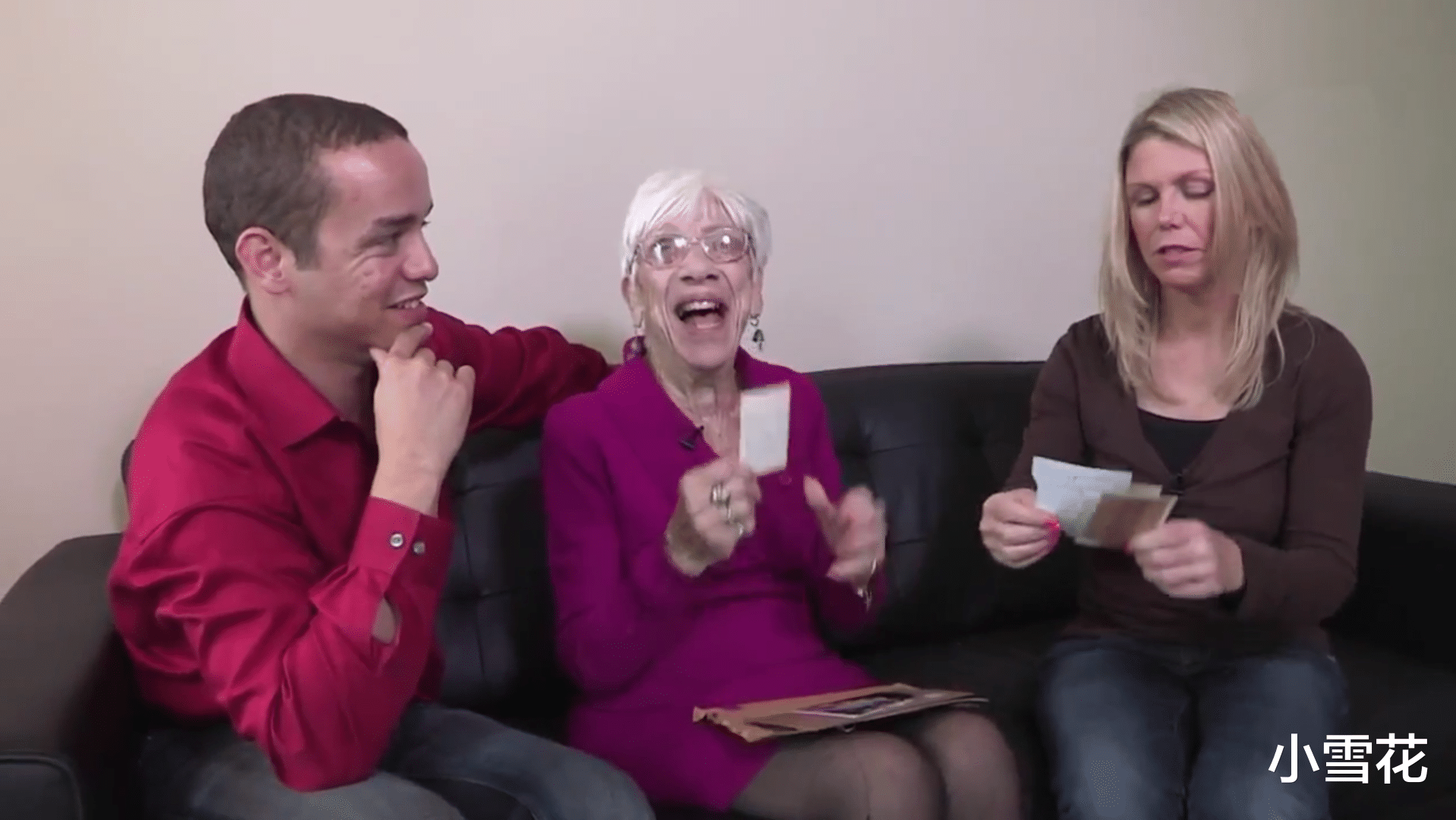 小雪花 23岁小伙娶90岁富婆，称纯粹是因为爱情，网友：信了你的邪！