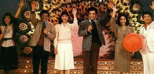 顾永菲|她是春晚主持，吞下300颗安眠药自杀，被抢救7天7夜，今74岁风采依旧