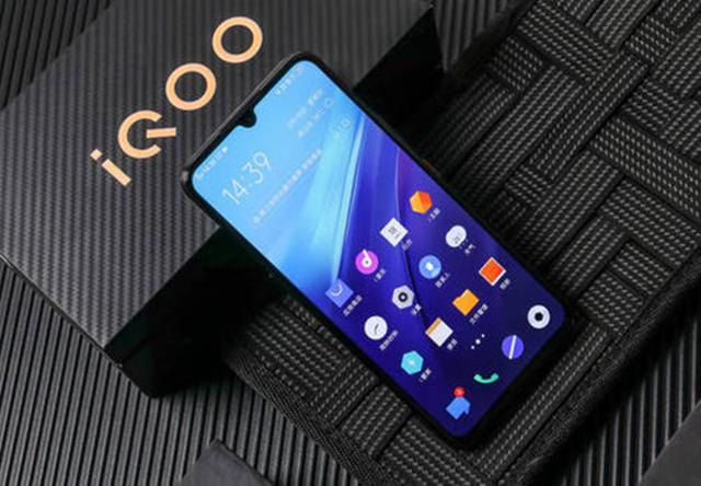 「vivo」vivo终于发飙!骁龙855+128G仅1599,UFS2.1高性价比千元机