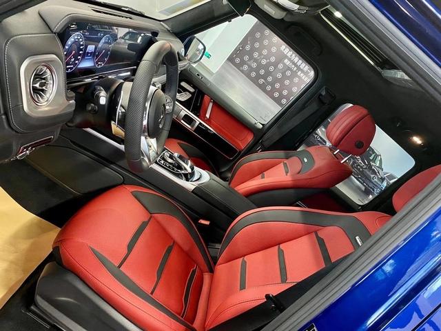 奔驰G级|最便宜的奔驰G，2.0T+四驱+三把锁，男人的梦想就是这么有魅力！