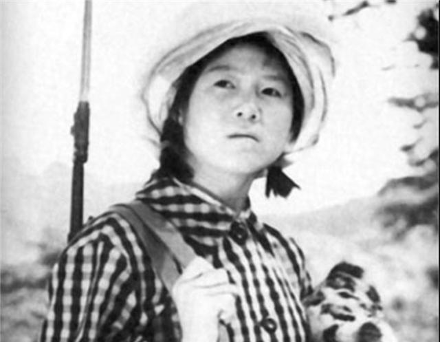 豹子|人类真的能徒手打死豹子吗?历史上仅3人成功,都有一个共同诀窍