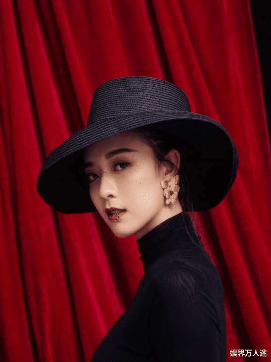 鹿鼎记|新《鹿鼎记》双儿成全剧“白月光”，剧中温婉，戏外却是霸气御姐