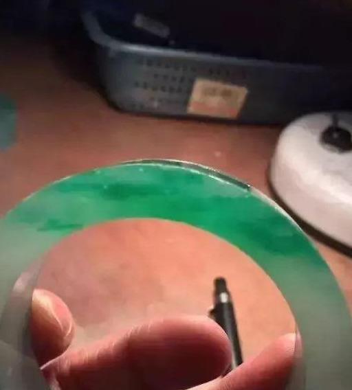 [翡翠]赌石界最传奇的四块石头，以后再也不会有了！