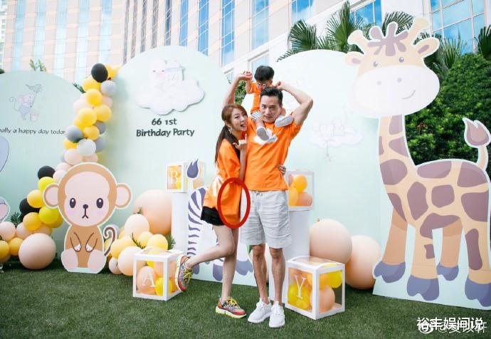 安以轩|恭喜！安以轩官宣二胎得女，百亿富豪老公抱一对儿女好亮相好幸福