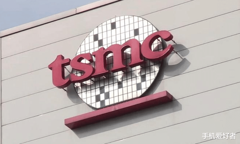 苹果@继台积电突然宣布断供麒麟芯片生产后，苹果决定将部分产能转出国内