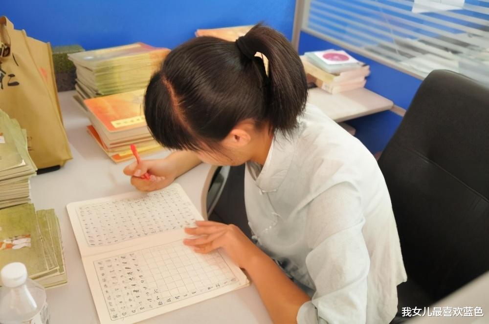 教师资格证|当年教过的差生，现在回来当老师了，难道是个人就能拿到教师证？