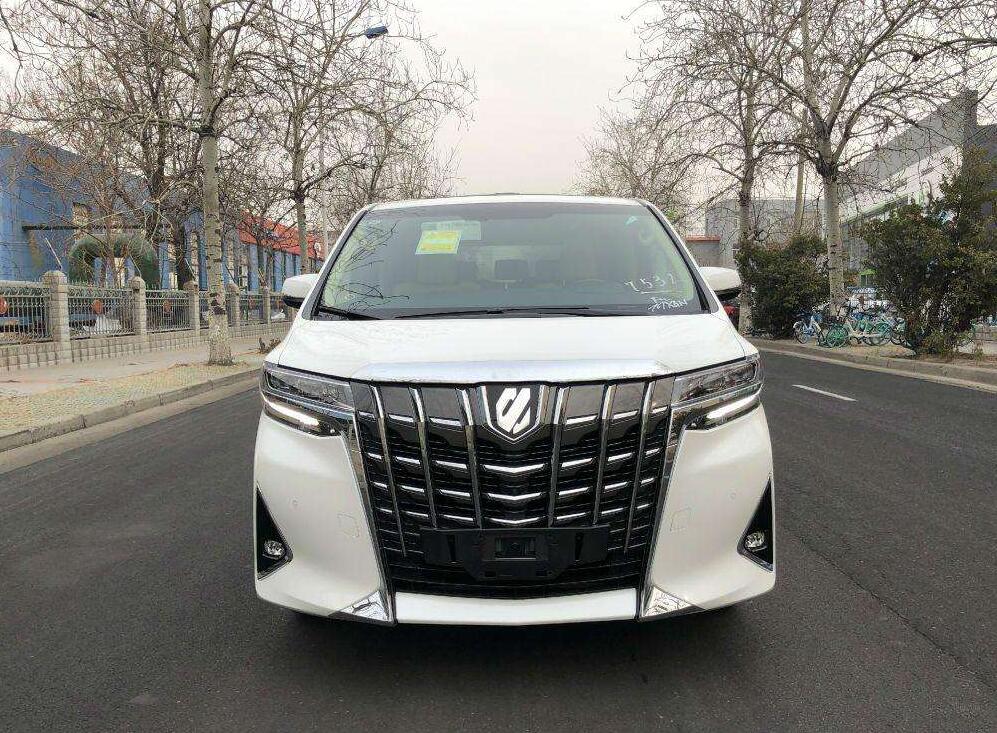 丰田埃尔法|从日本运到中国，19万变140万还供不应求，难道中国人傻钱多