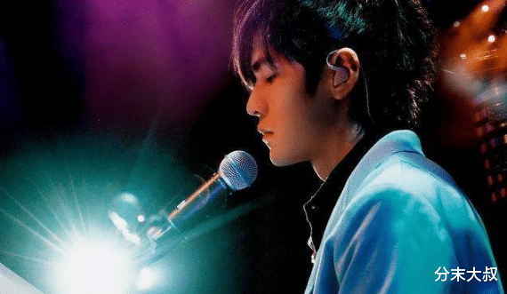 华语乐坛@华语乐坛现状：真正唱歌的人想红很难，半桶水歌手却被捧上了天？