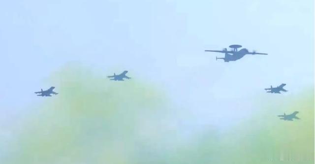 预警机|美国频繁骚扰，中国最强空警-500直接反制