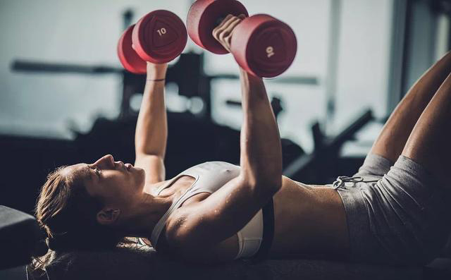 『健身』练肌肉的女性,为什么会显得更有魅力?