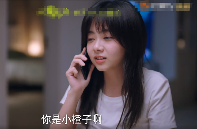 通讯录|《以家人之名》李尖尖误接凌霄妹妹电话，谁注意通讯录上的称呼？不愧是亲妹