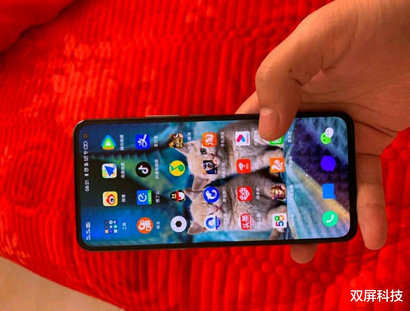 『小米科技』狙击小米10不成，反倒降价500元，骁龙865+12GB运存