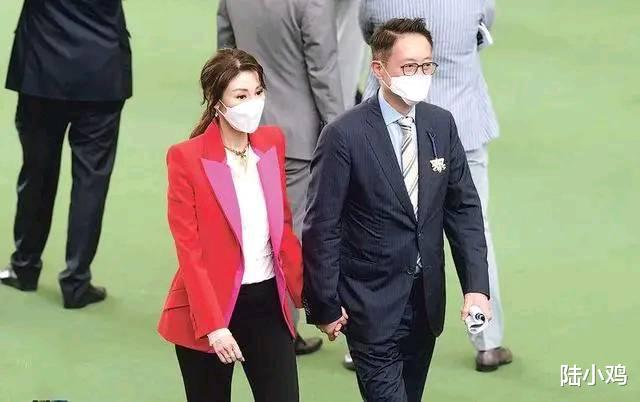 许晋亨▲深爱刘嘉玲，和何超琼离婚，情定李嘉欣的许晋亨是幸还是不幸？