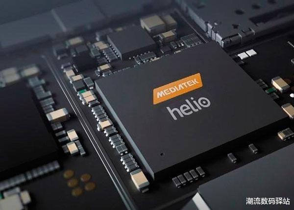 华为荣耀|荣耀V40Pro再次被确认，曲面屏+磨砂玻璃，拍照结束“挤牙膏”