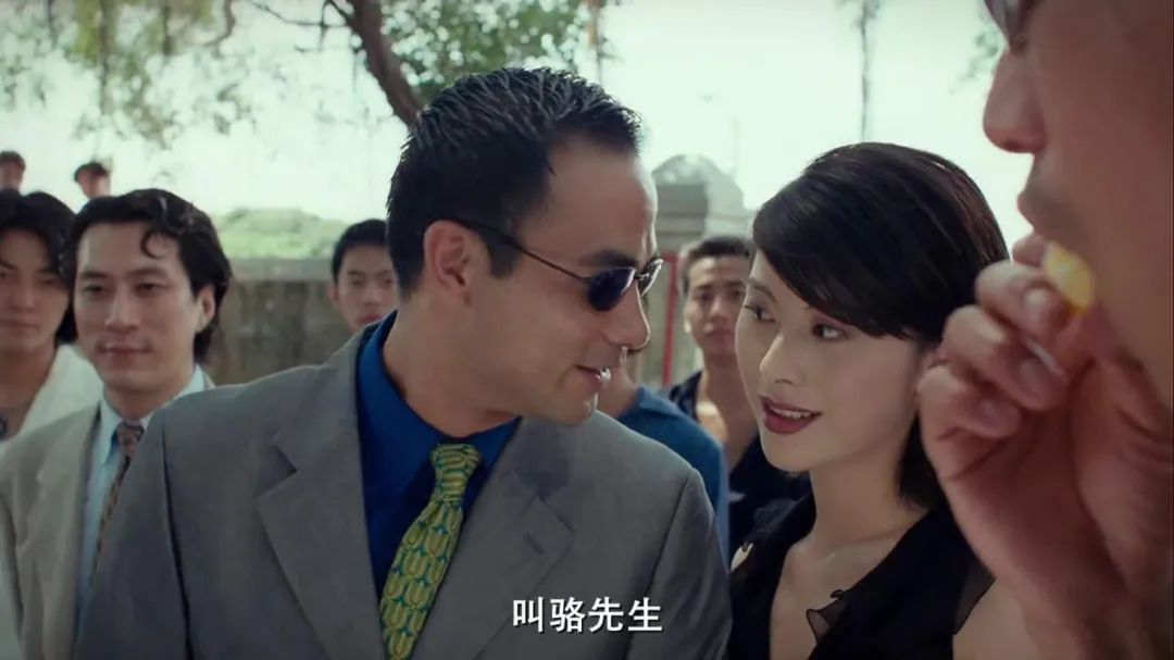 《古惑仔》那么多大佬,城府最深最可怕的,其实是没有小弟的他