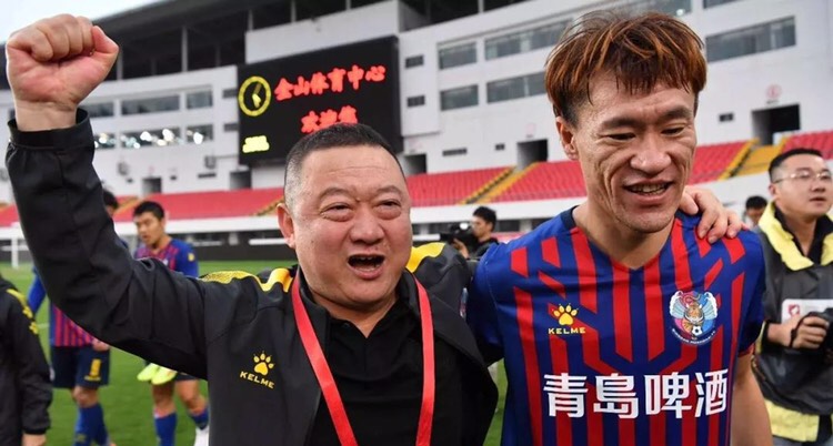 青岛市▲克莱奥独木难支,青岛黄海进球还得靠39岁老将,中卫组合浮出水面