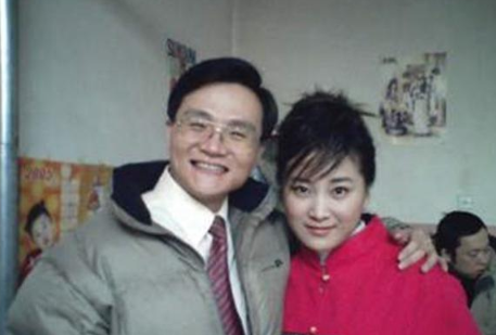 贾玲|原来“贾玲”只是艺名？知道她的真名后，网友大喊：不改早火了