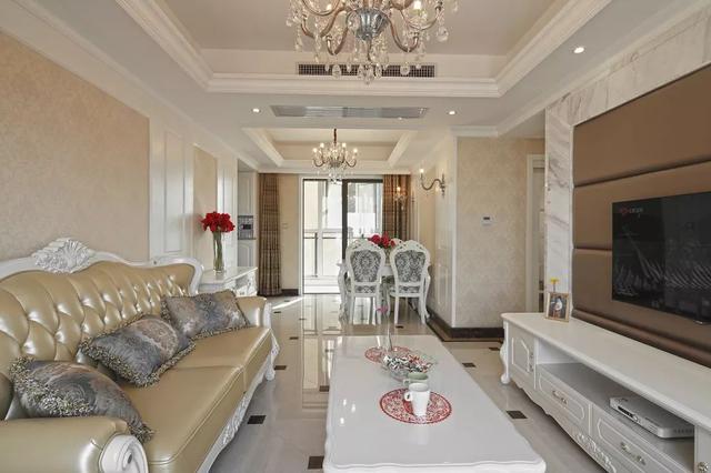 「」亲戚都来参观我的新家，简单大气的装修，是我心中理想的家