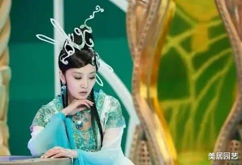 「欢天喜地七仙女」《欢天喜地七仙女》竟有第二部?却把仙女演成妖,难怪没有大火!