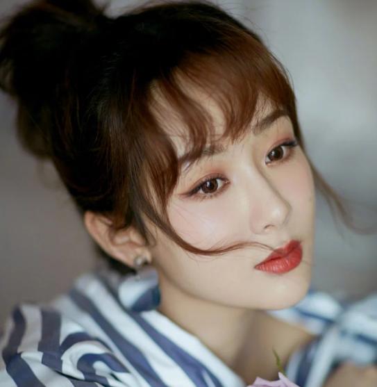 [杨紫]杨紫减肥达人！《香蜜》《亲爱的，热爱的》杨紫为戏瘦10公斤