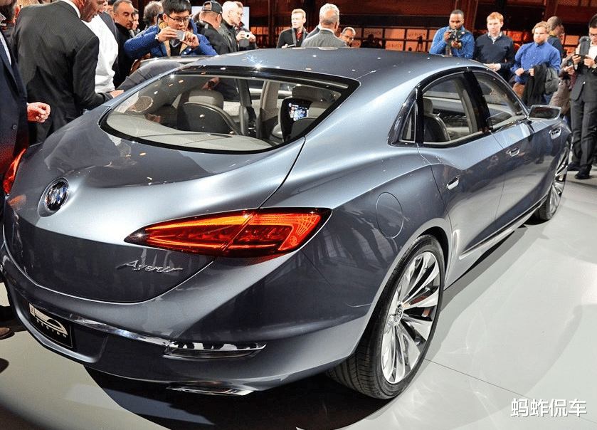 『别克avenir』别克爆发了!甩出“杀手锏”,新车比奔驰E级有逼格,迷倒一片