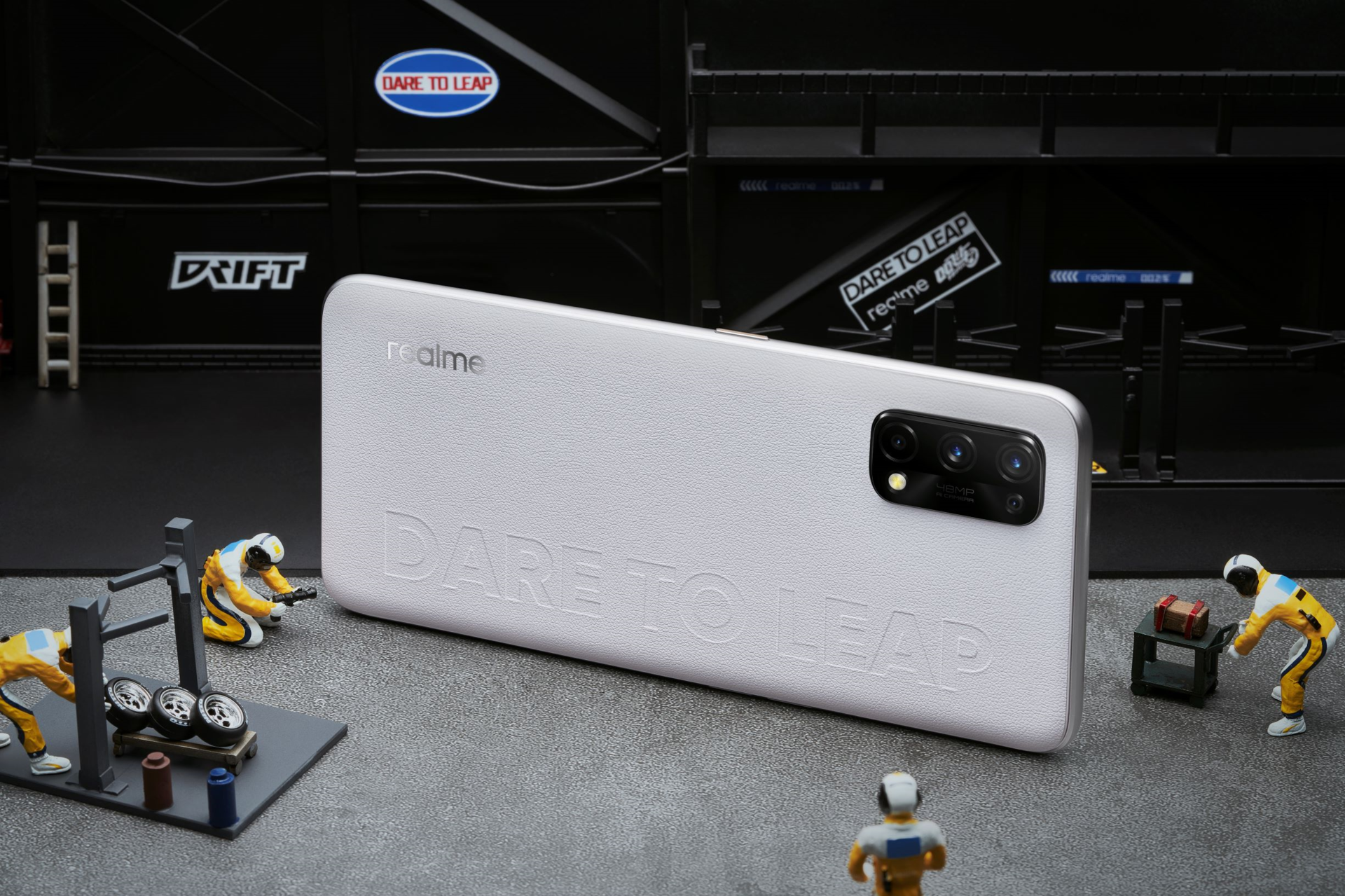 realme|真我Q2 Pro实力远超同价位机型？这两个法宝是关键