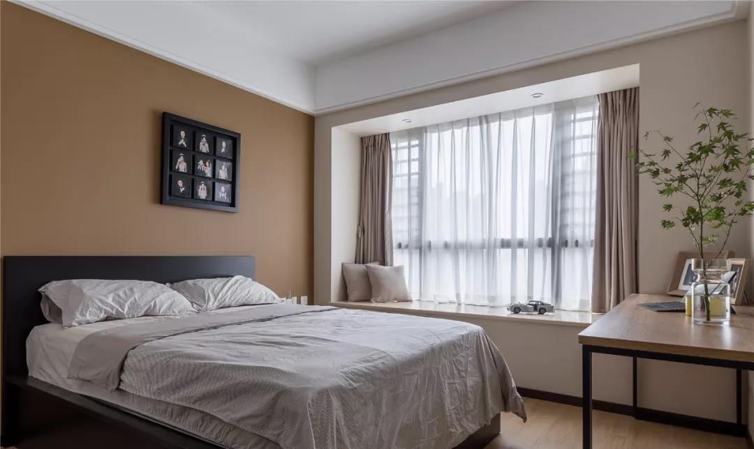 『』她家96平，玄关塞冰箱，卫生间挤鞋柜，电视墙巴掌大！却异常实用