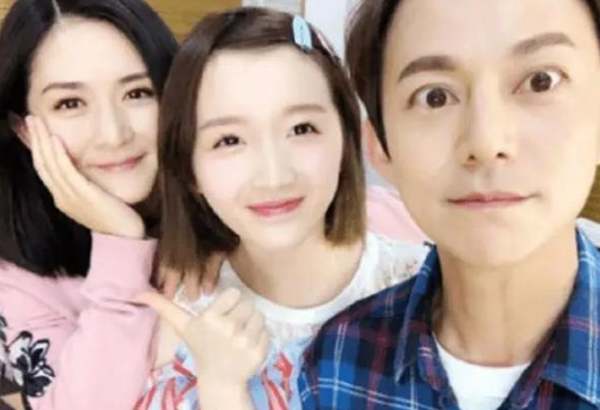 主持人|唯一个被踢出《快本》的主持人，为上镜不顾一切，何炅想圆场都难