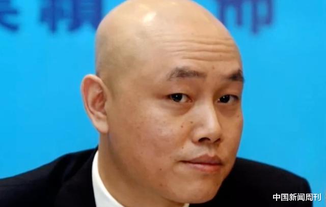 「杨超越」黄光裕假释出狱！他还有机会改变零售业吗？