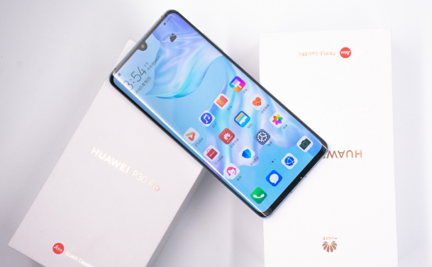 iphone11|华为P30Pro用了一年，今年换成iPhone11，体验了一周直呼后悔