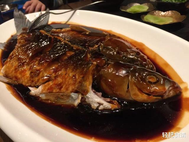 西湖醋鱼|电影《开国大典》中的美食，虽只出镜3秒，如今却成了“国宴菜”