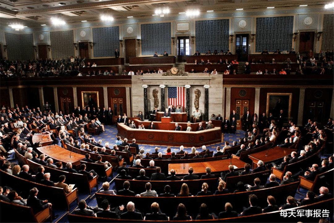 「美国」众议院介入调查，特朗普“弃车保帅”！坐实蓬佩奥“史上最差国务卿”...