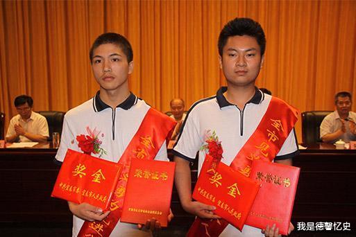 『』还记得当年宁可错过高考,也要救人的两位高考生吗?他们现状如何