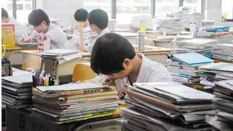 [考试]孩子高考考前急躁，越是接近考试，家长越是不能踩这些雷