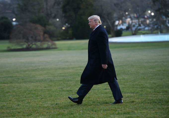 「特朗普」特朗普动手了，展开最直接方式报复，国际法院院长全家无一人幸免