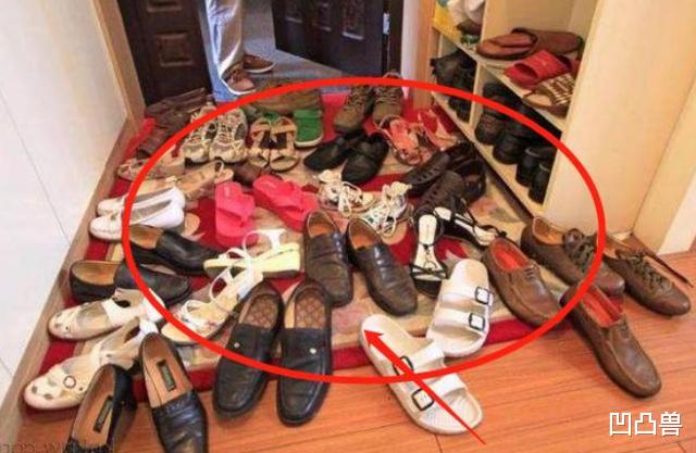 榻榻米|乔迁之夜,亲朋好友一顿数落:这15处装的真傻,有钱纯粹瞎败家