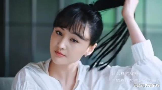 『脏辫』本以为郑爽太甜美,不适合脏辫,当她换上新发型后,真是绝了!