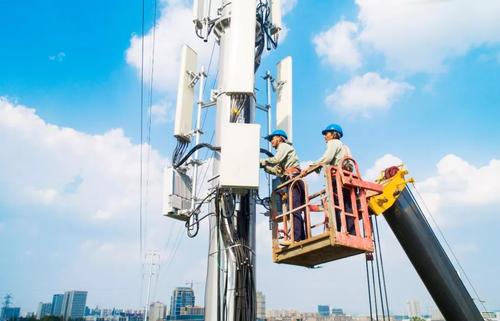 机器人|美国男性机器人诞生,首批用户满意度98%,唯独这项缺陷难以接受