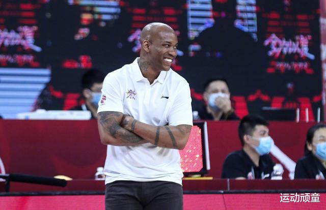 北控男篮|孙悦停赛，北控队赢4分！马布里盛赞1人：攻防两端都表现太棒了