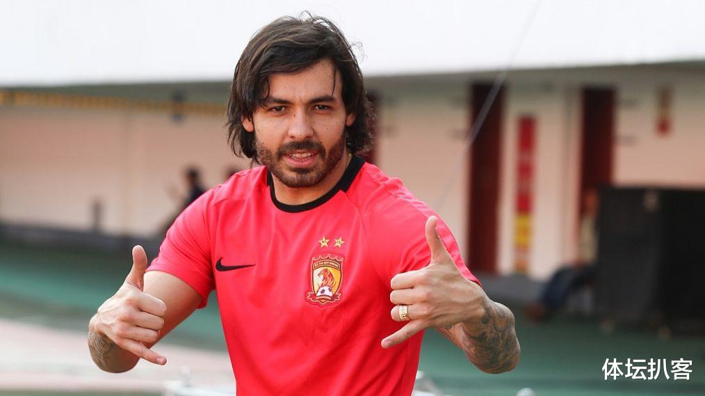 里卡多·高拉特|国足归化再获利好！恒大自信帮高拉特提前入选中国队，不用等3年