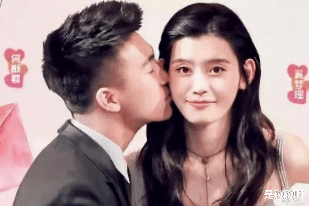 [人物设定]?  赌王之子何猷君学历造假？曾砸500万在《最强大脑》，打造“脑王”人设