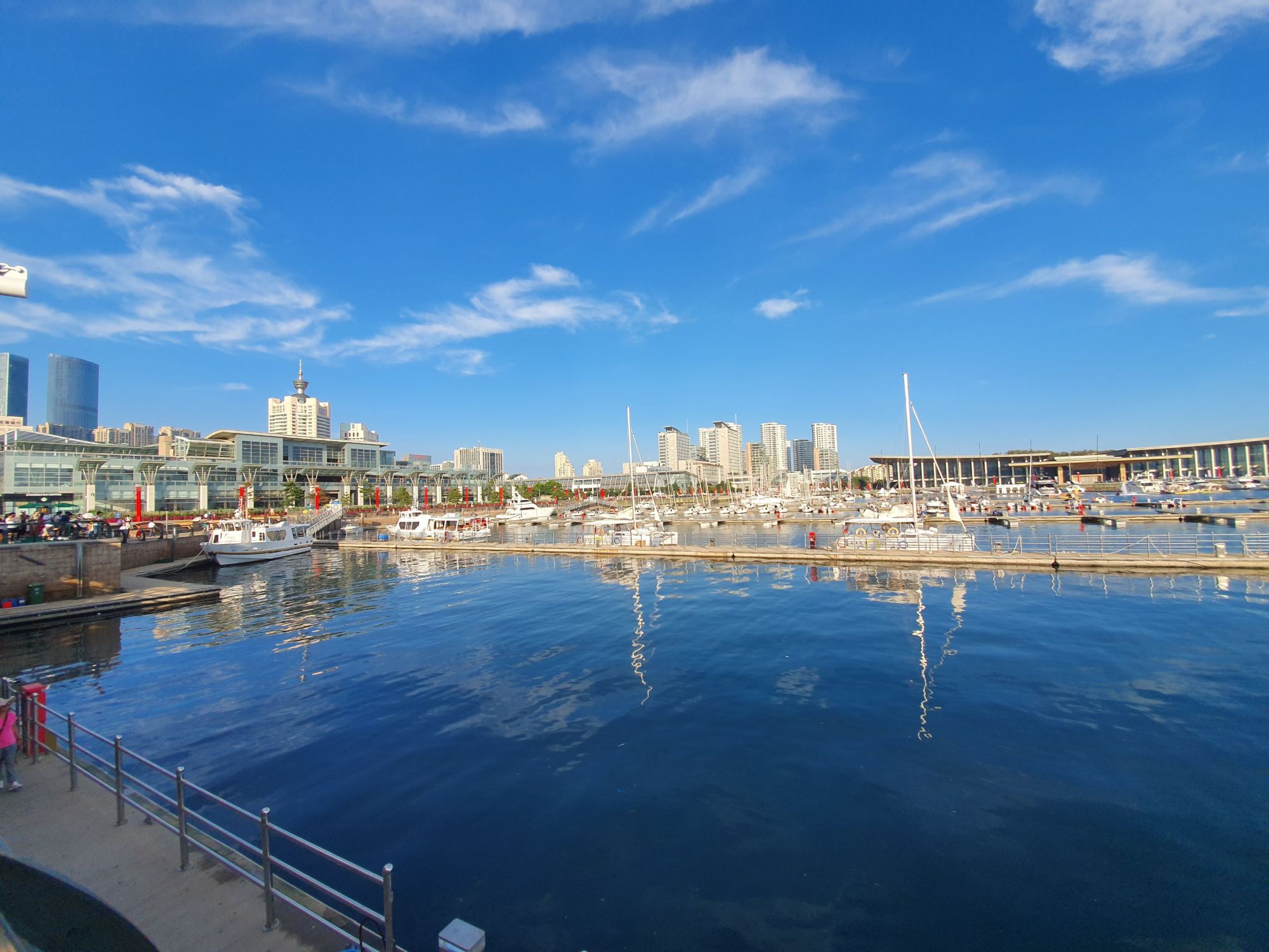 软件|公认续航最差的5款手机,游戏党入手就后悔:一天5充!