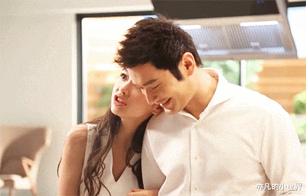 『刘德华』黑莲花AB上位史：陪酒、勾搭、年入上亿